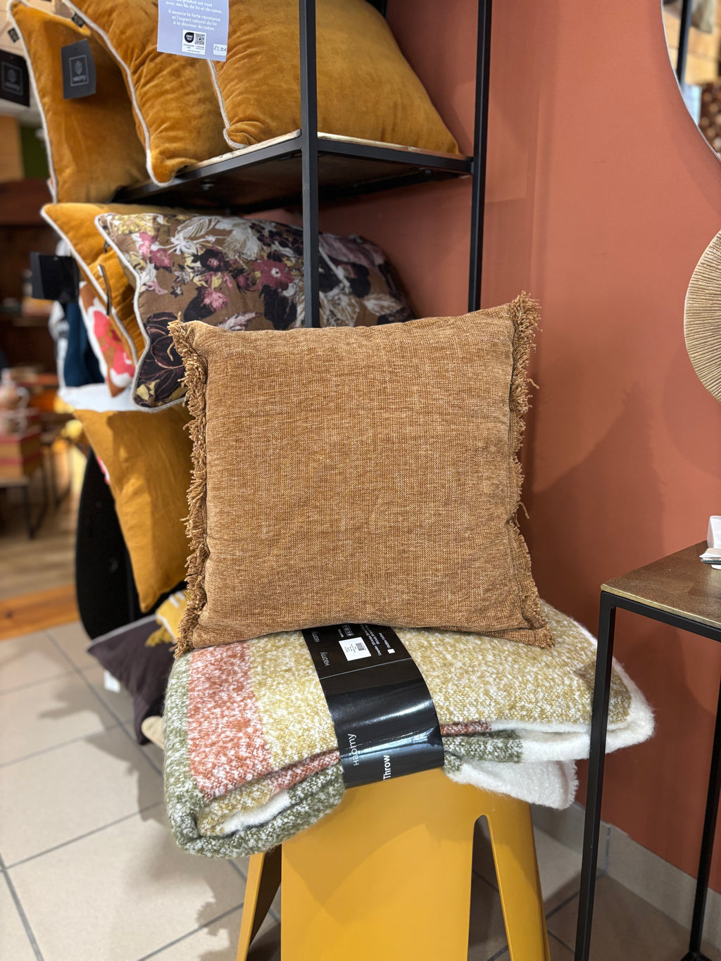 Coussin Anta à Franges Houblon – 45 × 45 cm