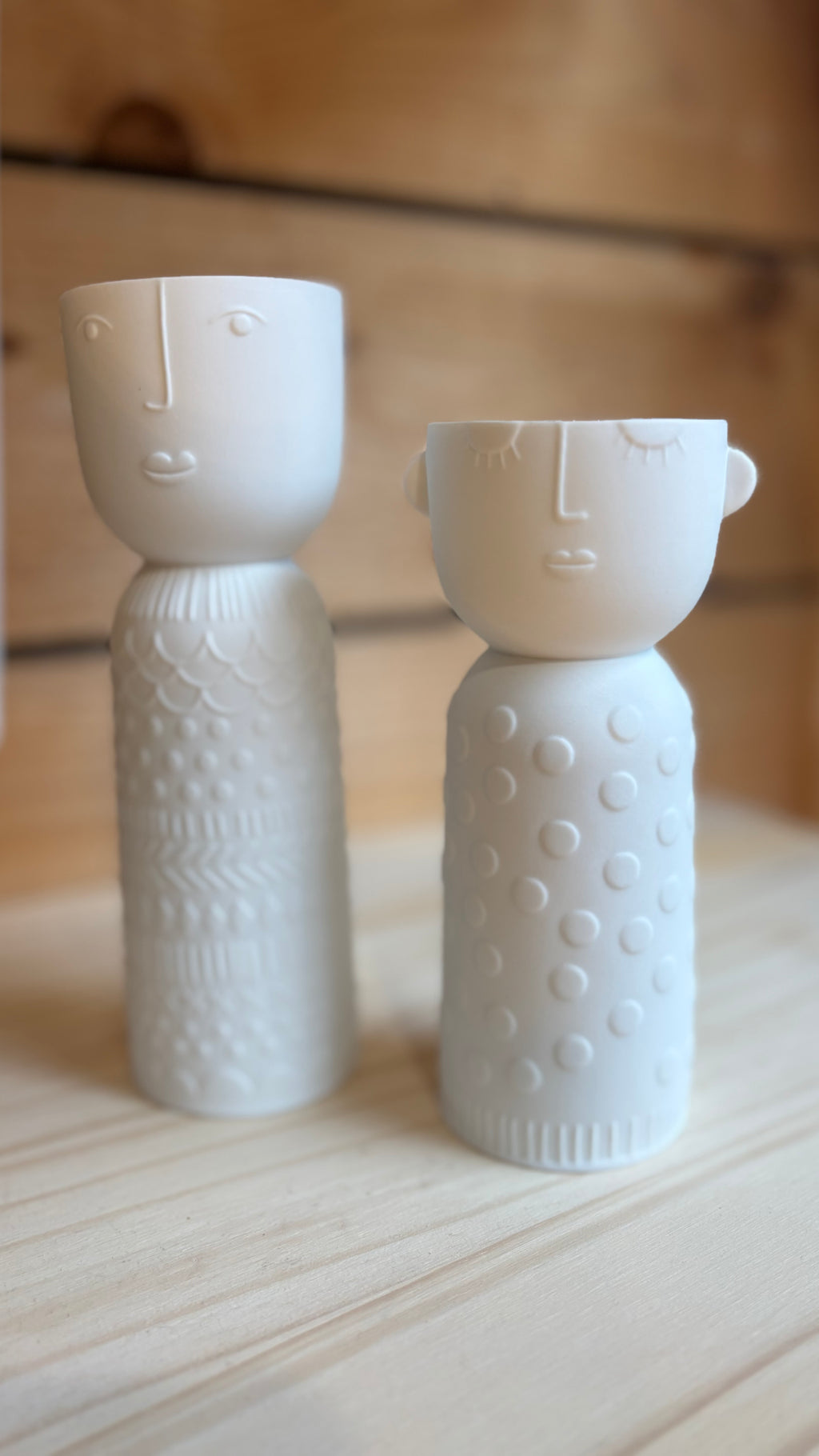 Vase Soliflore Visage Lucia en Porcelaine – H18 cm – Räder