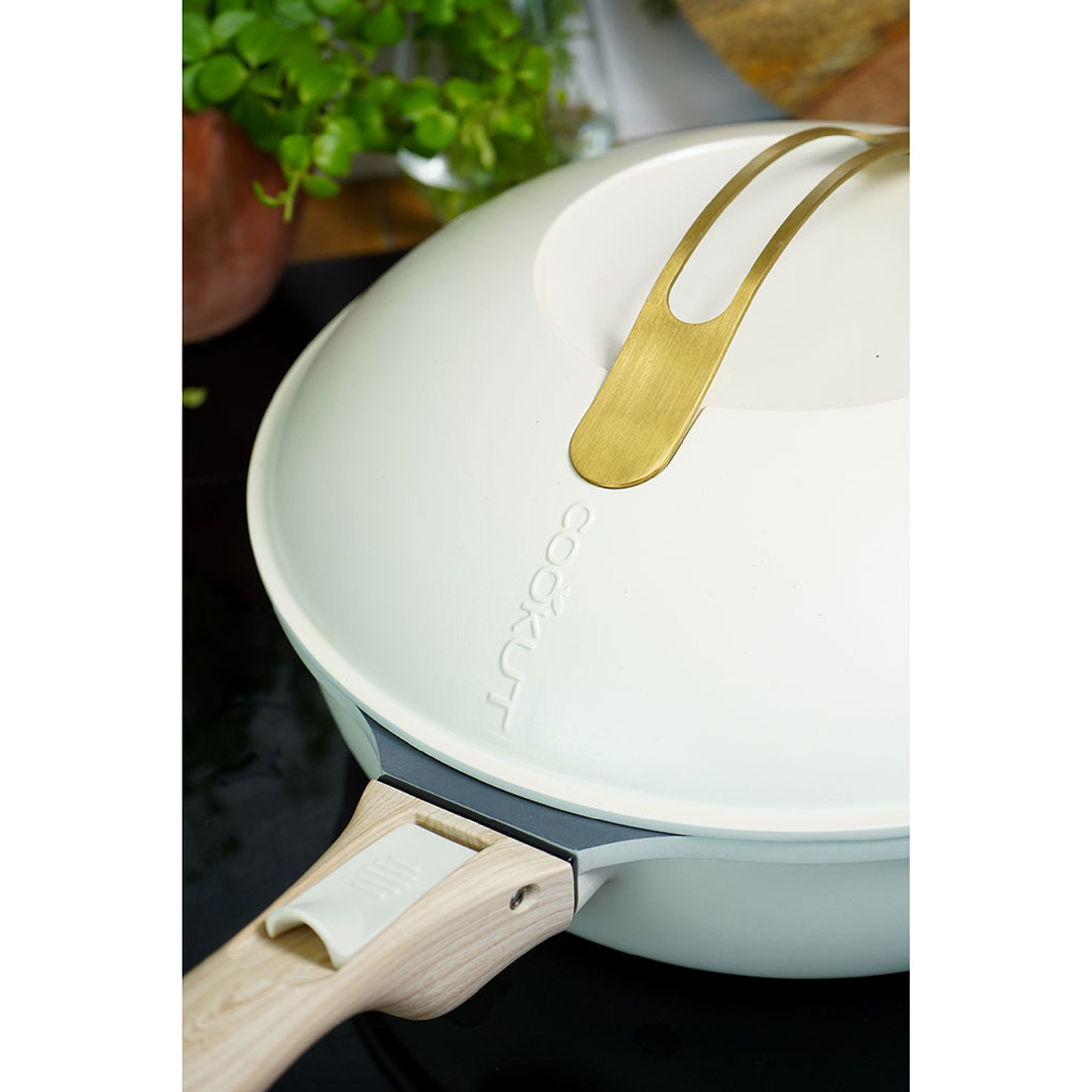 La Fabuleuse Poêle 28 cm – 8 en 1 – Meringue