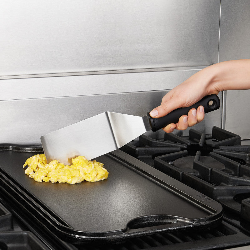 Spatule flexible pour plancha